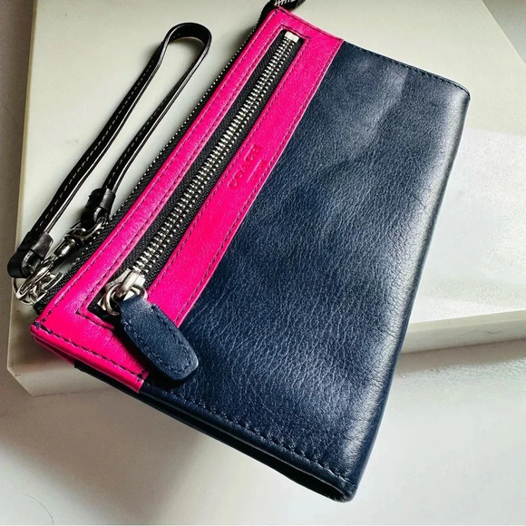 Coach Legacy LeatherColor Block Zippy Wallet Navy/Fuchsia - Picture 4 of 13